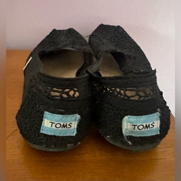 TOMS slip on - Picture 3 of 3